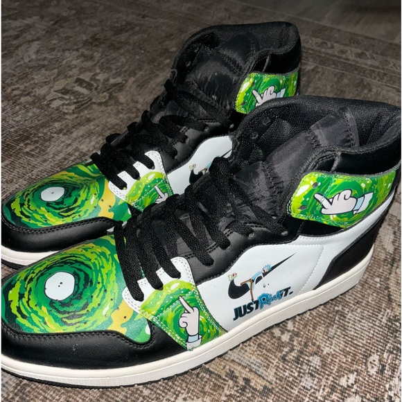 Men’s Rick and Morty Nike High tops - Picture 1 of 5